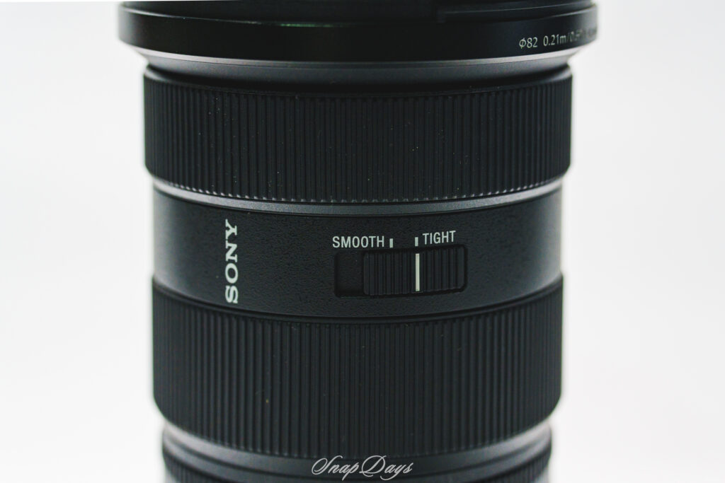 FE24-70mm F2.8 GM II(SEL2470GM2)のSMOOTH/TIGHT切替スイッチ