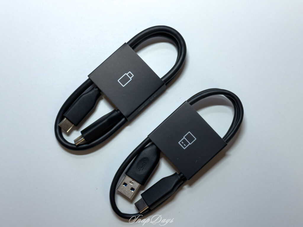 SamsungのポータブルSSD"T7"に付属するUSBケーブル