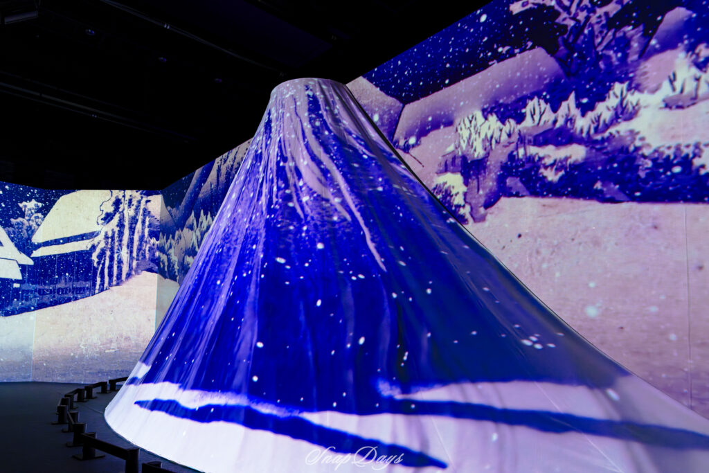 「動き出す浮世展」の富士山の3Dプロジェクションマッピング