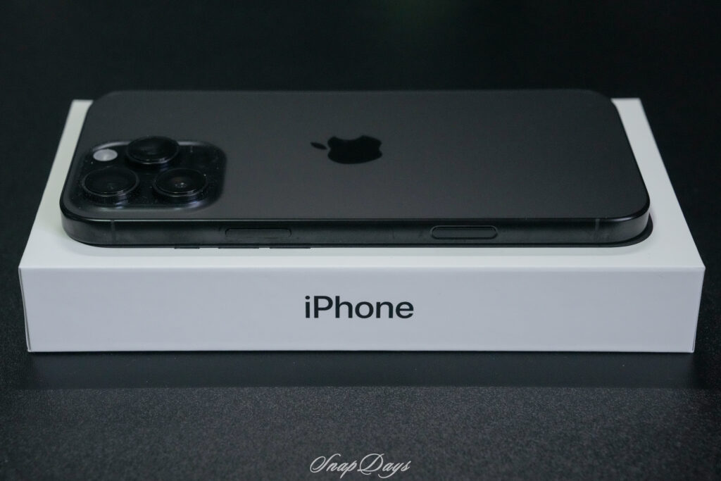 iPhone 16 Pro Maxの外観