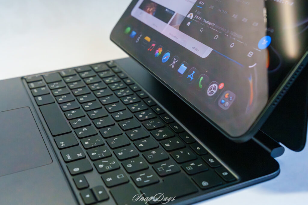 M4 iPad Pro用Magic Keyboardの外観