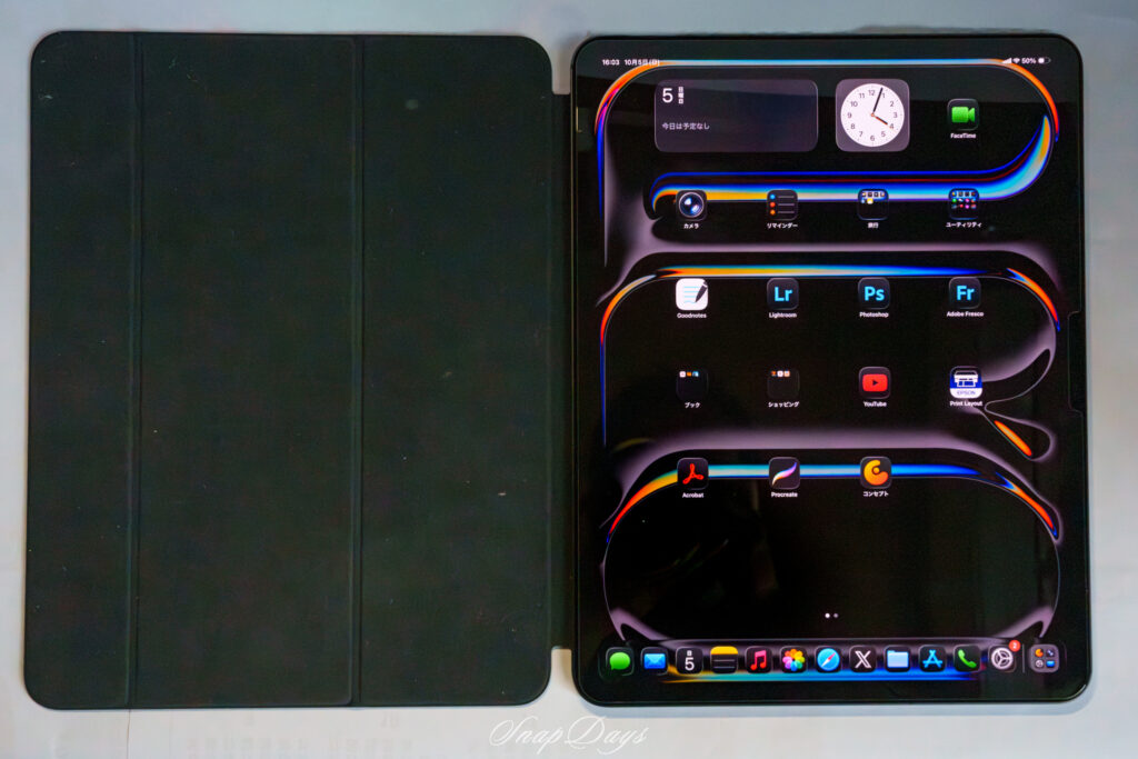 M4 iPad Pro+Smart Folioの外観