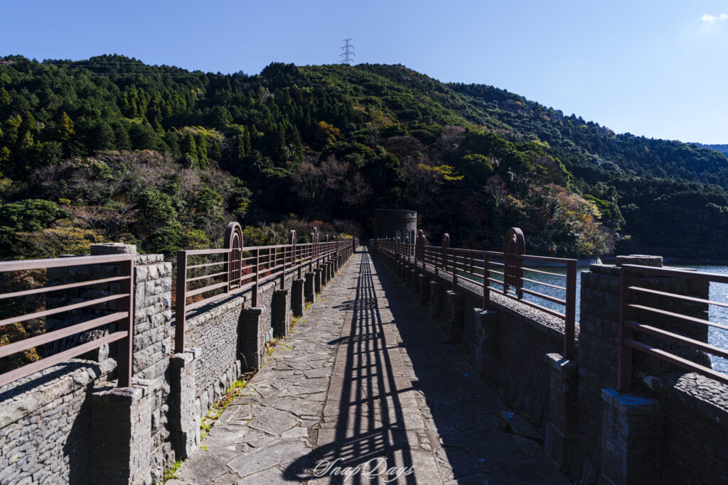 北九州市にある河内貯水池の堰堤